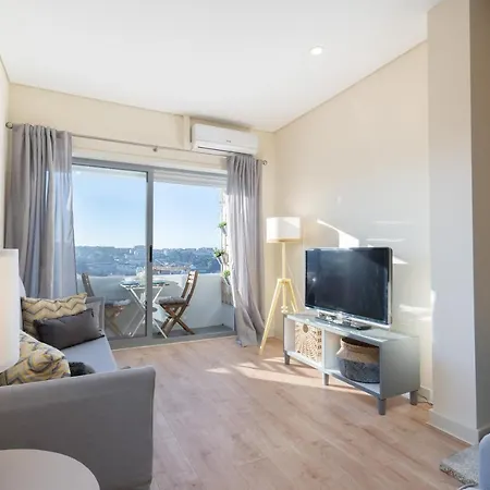 Ferienwohnung Gaya Avenue Flats - Elegant Contemporary Flats With Balcony Vila Nova de Gaia Exterior foto
