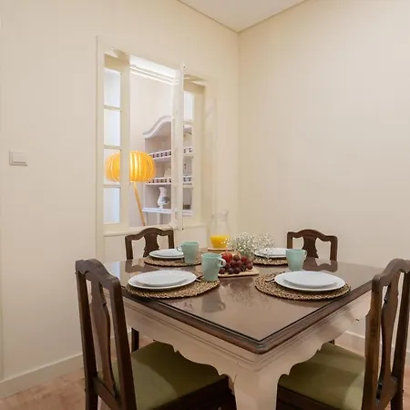 Ferienwohnung Gaya Avenue Flats - Elegant Contemporary Flats With Balcony Vila Nova de Gaia Exterior foto