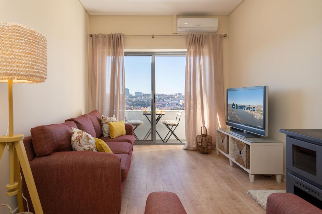 Apartment Gaya Avenue Flats - Elegant Contemporary Flats With Balcony *