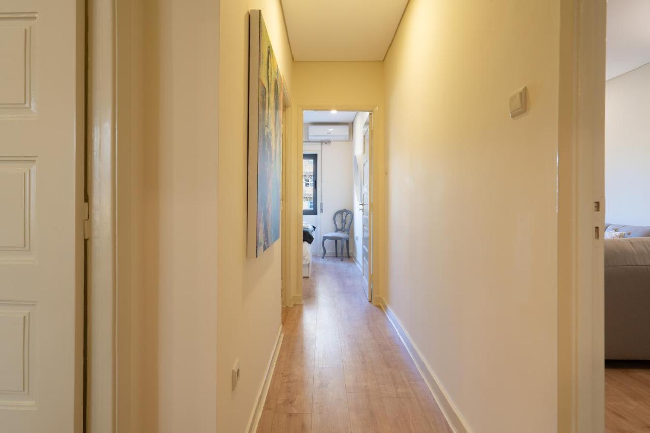 Apartment Gaya Avenue Flats - Elegant Contemporary Flats With Balcony *