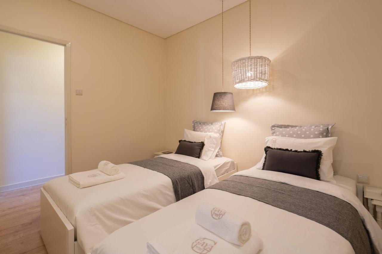 Gaya Avenue Flats - Elegant Contemporary Flats With Balcony Apartment